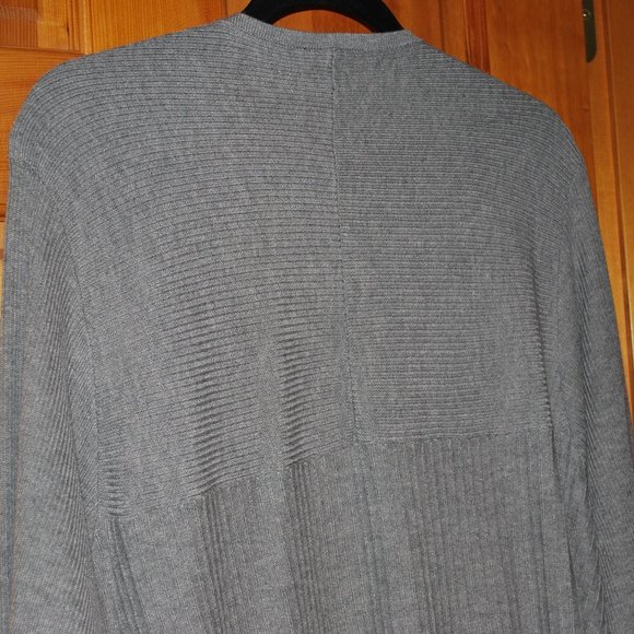 Torrid - Picture 2 of 4